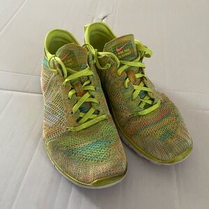 Nike Flyknit Lime and Orange Sneakers Free TR Flyknit Size 7.5 Women’s